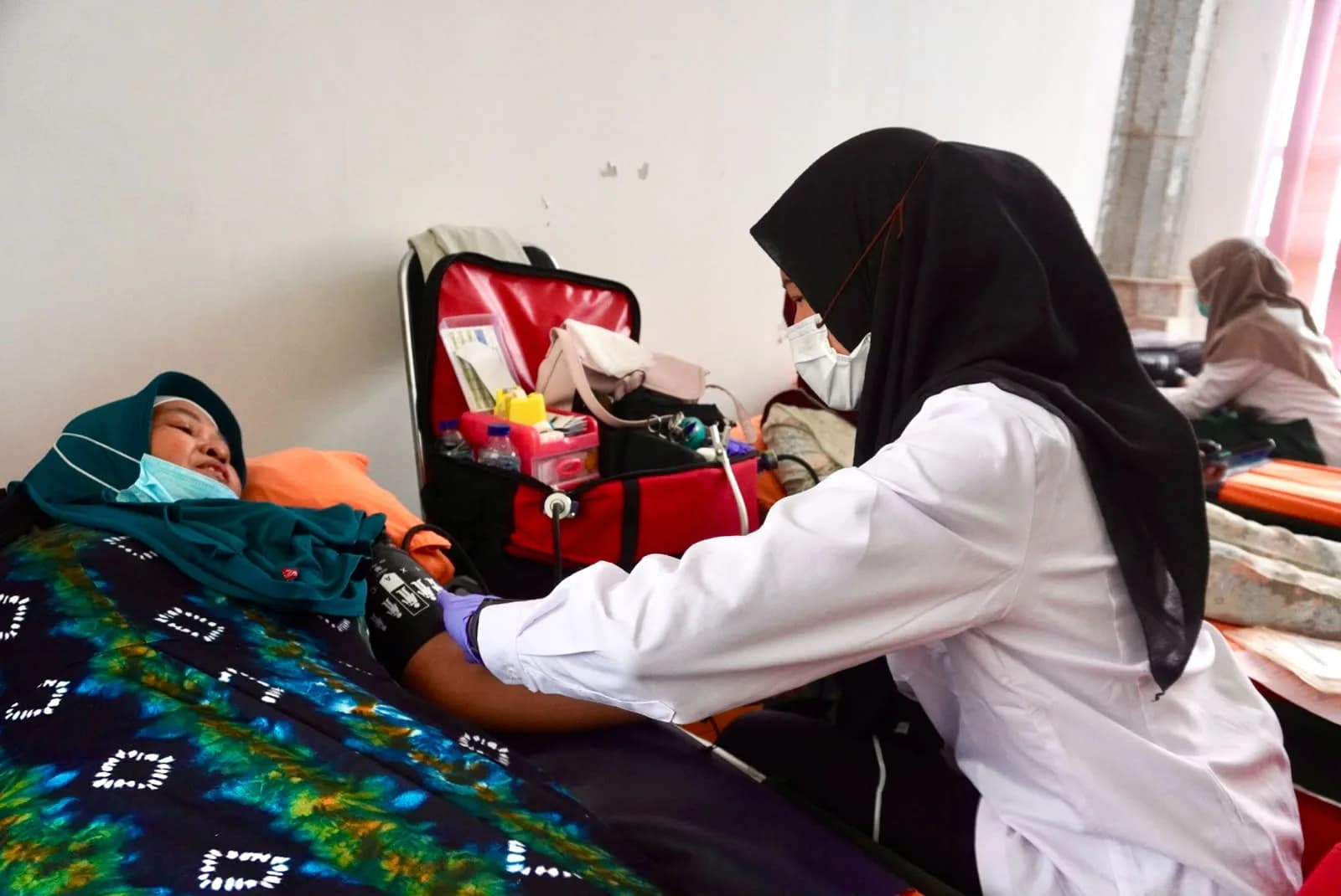 Peringati Hari Santri Nasional, PCNU Jakarta Barat Bersama PMI Jakarta Barat Gelar Donor Darah