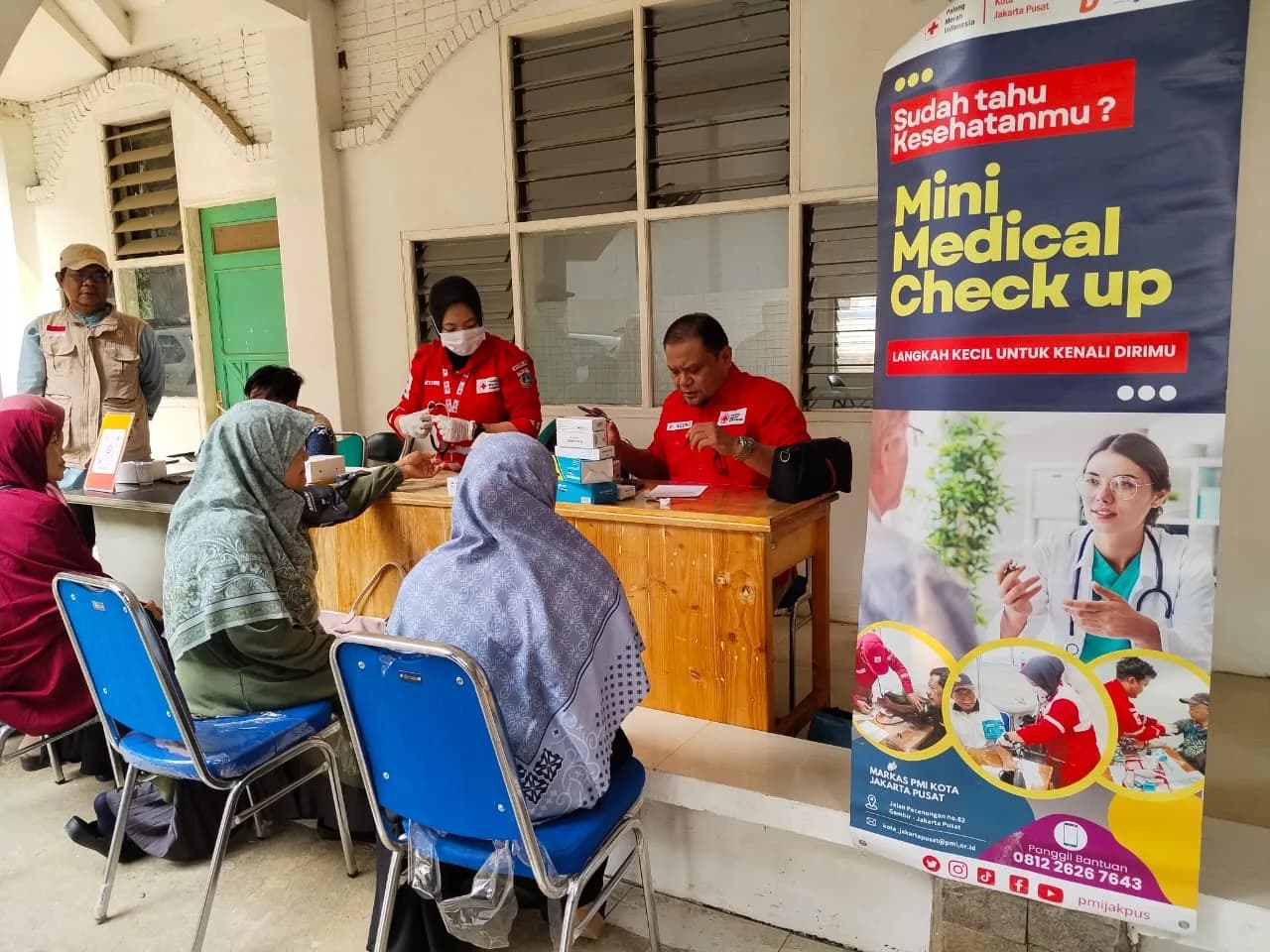60 Mahasiswa STAI PERSIS Serbu Mini MCU Gratis PMI Jakpus