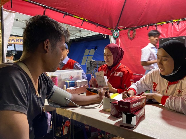 PMI Jakbar Buka Pos Layanan Kesehatan Di Lokasi Pengungsian Kalianyar