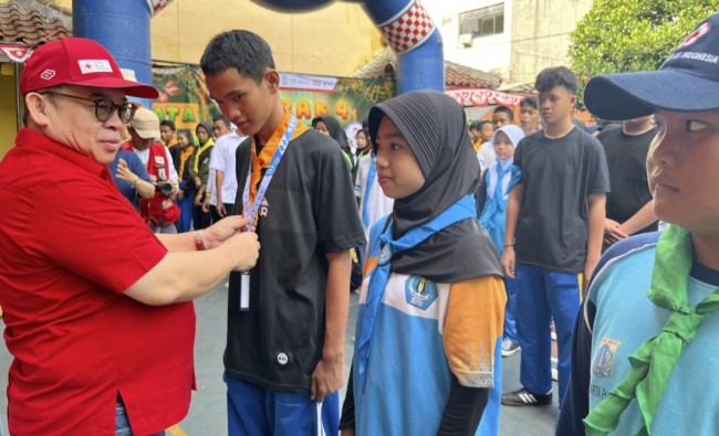 Beky Mardani Buka Lomba Kepalangmerahan MERAK-4 SMA Negeri 20 Jakarta