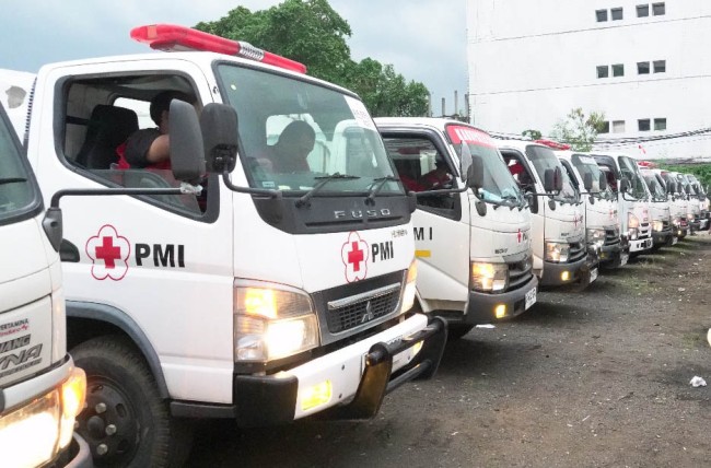 PMI Kerahkan 60 Truk Tangki Air untuk Mendukung Penyaluran Air Bersih untuk Masyarakat Terdampak Bencana di Sumatera dan Aceh