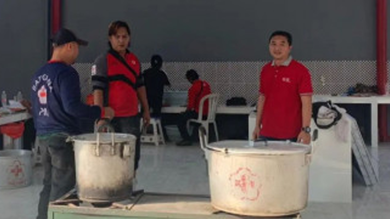 PMI Jakarta Utara Siagakan Dapur Umum untuk Warga Terdampak Kebakaran Papanggo