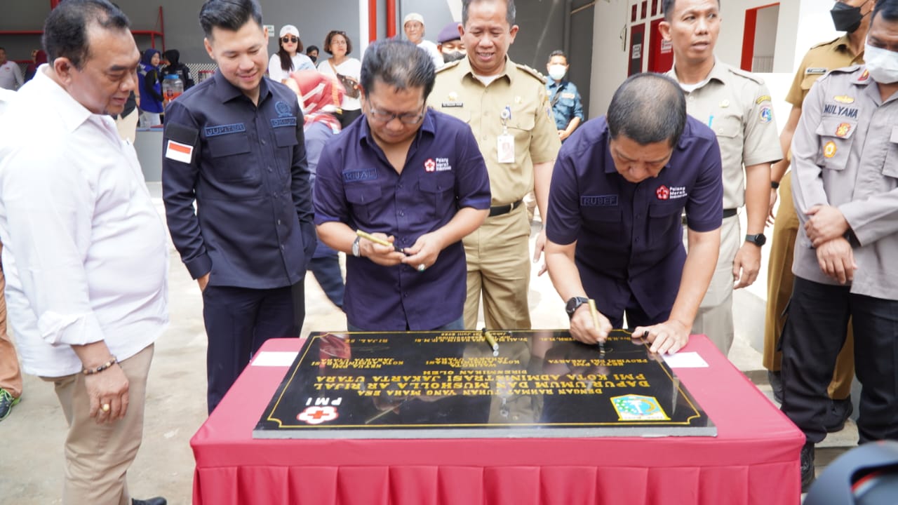 Rustam Effendi Apresiasi Inisiatif PMI Jakut Benahi Infrastruktur Markas