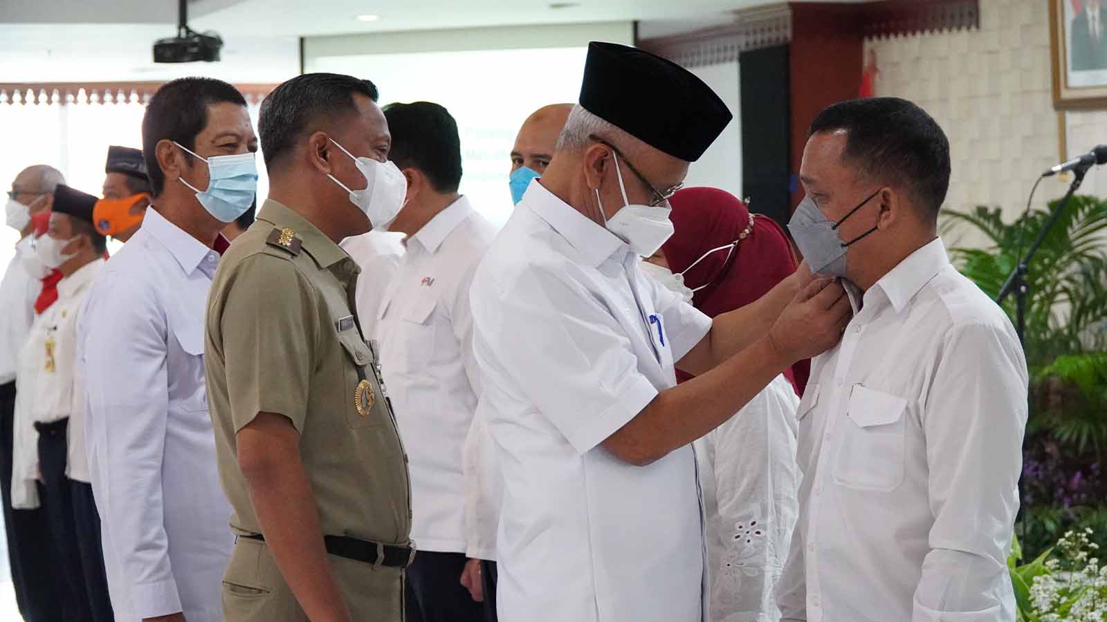 PMI Jaksel Lantik 8 Pengurus PMI Tingkat Kecamatan
