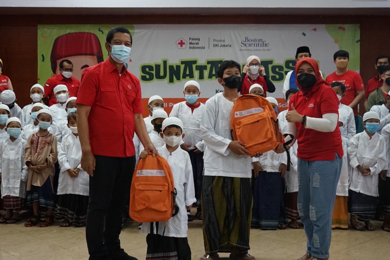 Didukung Boston Scientific, PMI DKI Bakti Sosial Sunatan Massal