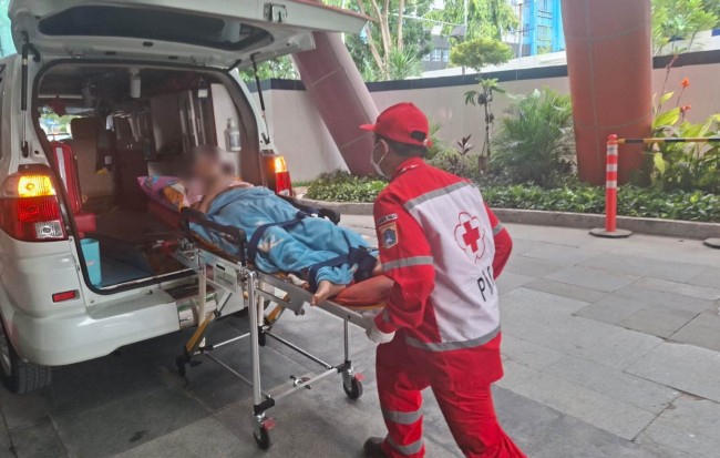 PMI Jakpus Hadir untuk Meringankan Langkah Kepulangan Pasien RSCM