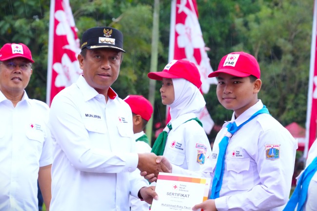 PMI Jakarta Timur Lantik 6.000 Lebih Anggota PMR, Munjirin: PMR Sebagai Agen Perubahan