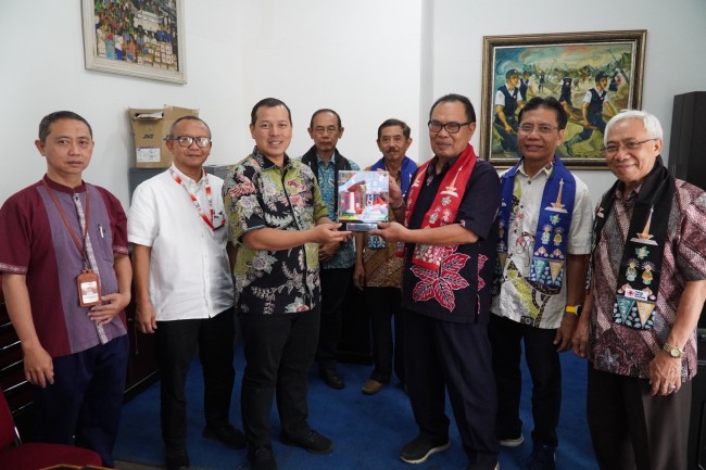 Lakukan Kunjungan Studi Tiru, PMI Provinsi DKI Jakarta Jadi Acuan PMI Kota Surabaya