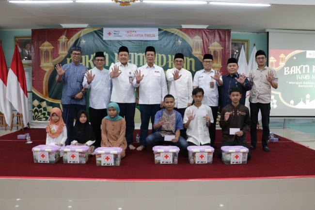Bakti Ramadhan 2025, PMI Jaktim Beri Santunan Kepada 2.000 Anggota PMR
