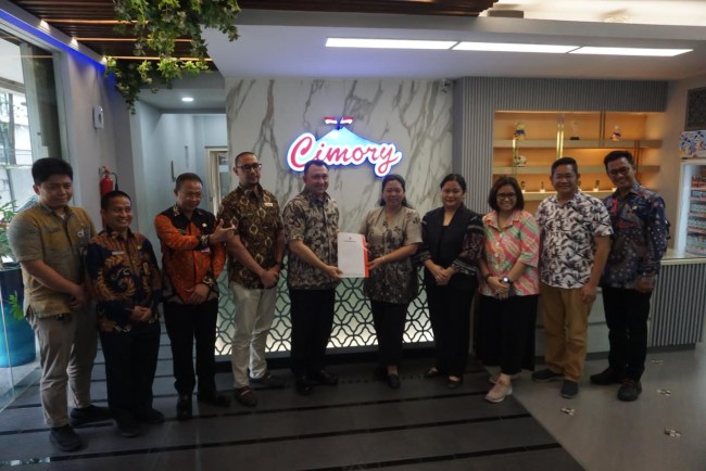 Wakil Wali Kota Jakarta Barat Kunjungi PT. Cisarua Mountain Dairy Tbk, Ajak Perusahaan Dukung Bulan Dana PMI