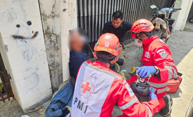 Kolaborasi Lintas Sektor Percepat Penanganan Kebakaran, PMI Jakarta Timur Pastikan Layanan Kemanusiaan bagi 117 Penyintas