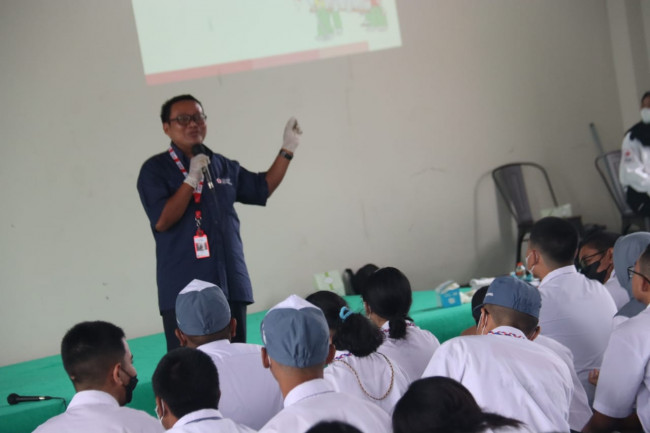 PMI Jaksel Gelar Workshop Pertolongan Pertama Bagi Siswa SMA Labschool Cirendeu