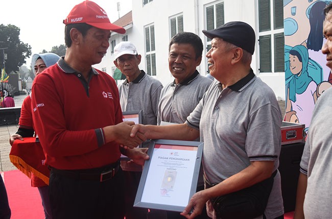 Puncak Peringatan Hari Donor Darah Sedunia, PMI DKI Jakarta Beri Penghargaan Kepada 150 Donor Darah Sukarela