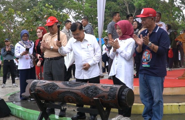 Jusuf Kalla Buka Latgab dan Bhakti Sibat PMI Nasional III di Kebumen