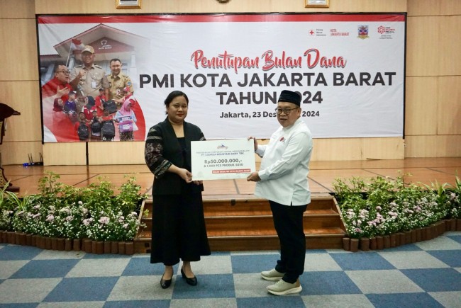 Cimory Group Donasikan Rp.50 juta dan 1.000 Pcs Produk Susu Untuk Bulan Dana PMI Jakarta Barat