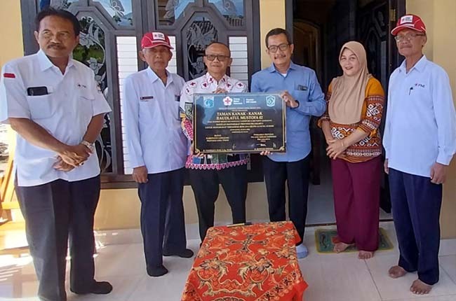 Terima Bantuan Gedung Sekolah, Arbaatun : Terima Kasih PMI Sudah Memberikan Gedung Yang Bagus, Megah Serta Ruangan Yang Lengkap