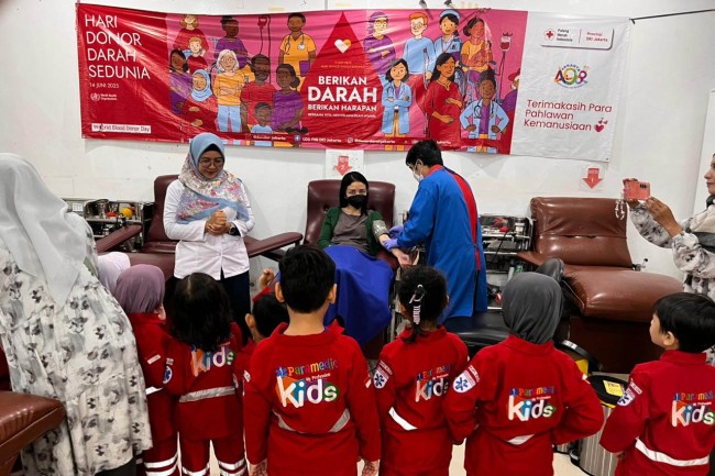 RA Bunda Al Hikmah Kunjungi PMI Jakarta Selatan