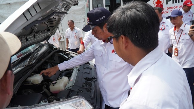 Ingin Berikan Layanan Optimal, Rustam Effendi Periksa Kendaraan PMI DKI Jakarta Untuk Memastikan Laik Digunakan