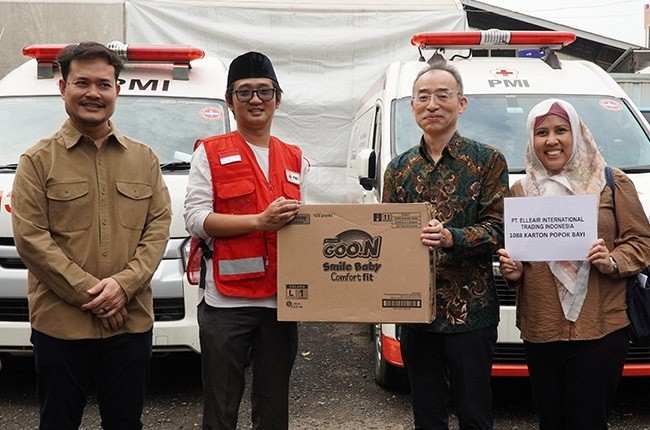 PMI Daerah Khusus Jakarta Terima Donasi 1.088 Karton Popok Bayi GOO.N
