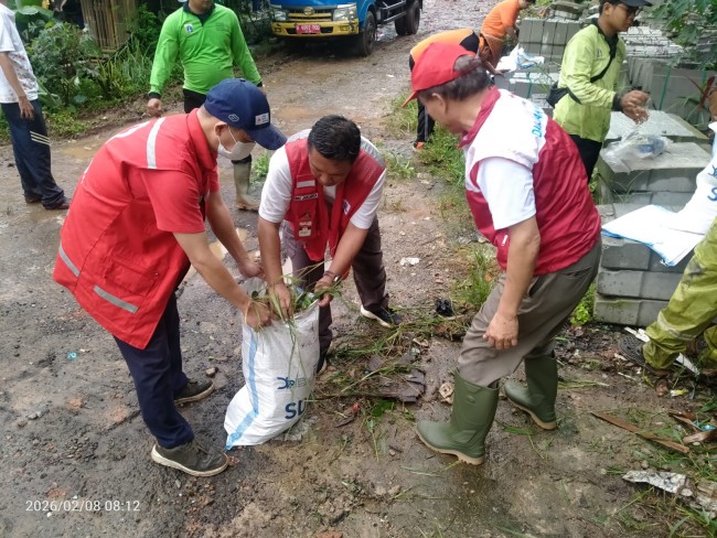 Relawan PMI Se-DKI Jakarta Turut Ambil Bagian dalam Jaga Jakarta Bersih