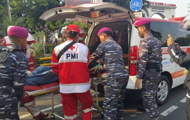 PMI se DKI Jakarta Siagakan 59 Personil dan Armada Kesehatan Pada Aksi Demo Massa Ojol di Mako Brimob Kwitang Jakarta Pusat