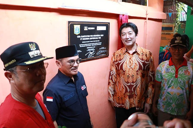 PMI Jaktim Bersama PT. Hexindo Adiperkasa Tbk Resmikan MCK Umum Dalam Program CSR : Sanitation For Indonesia 2023 Di Rw 01 Kelurahan Kayu Manis