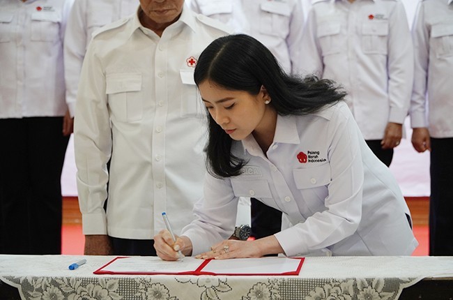 Jessica Tanoesoedibjo Ketua Dewan Kehormatan Palang Merah Indonesia Jakarta Pusat Periode 2023-2028