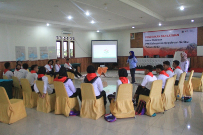 20 Peserta Mengikuti Pendidikan dan Pelatihan Dasar Relawan PMI Pulau Seribu