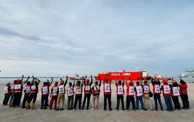 Ketua Umum PMI Lepas Kapal Kemanusiaan Gelombang II, MV OMARRASHEED Mulai Berlayar Menuju Sumatera