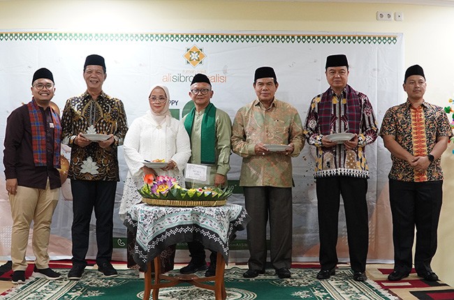 Rustam Effendi Hadiri Puncak Perayaan HUT RS. Ali Sibroh Malisi