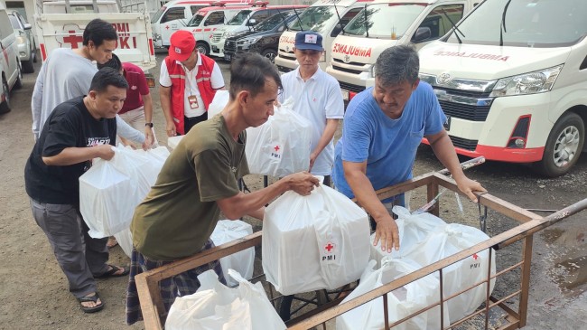 Rayakan Idul Adha, PMI Provinsi DKI Jakarta Salurkan 1.000 Paket Daging Qurban