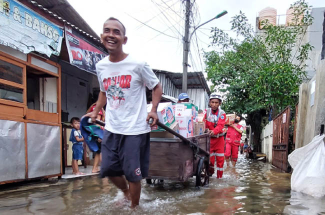 Kedaung Kali Angke Tergenang, 25 Kepala Keluarga Mengungsi