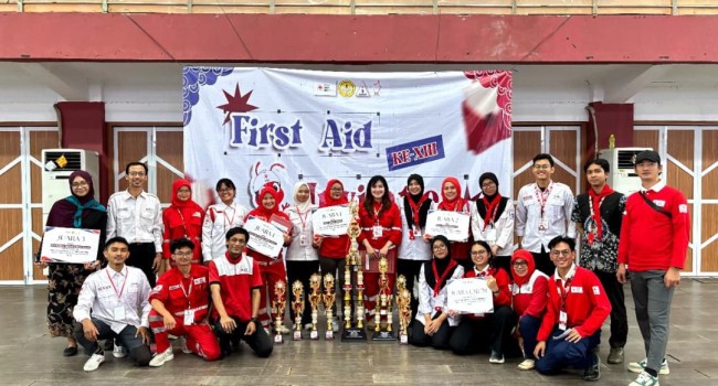 KSR PMI Kota Jakarta Barat Raih Juara Umum First Aid Invitation Tingkat Nasional 2026
