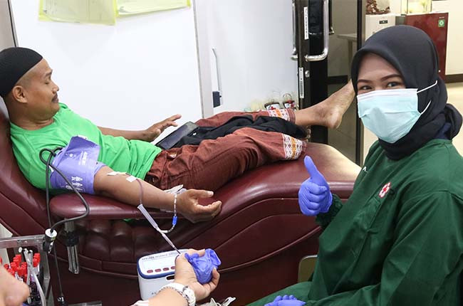 Cukupi Ketersediaan Darah Selama Ramadhan, Rustam Ajak Masyarakat  Untuk Donor Darah