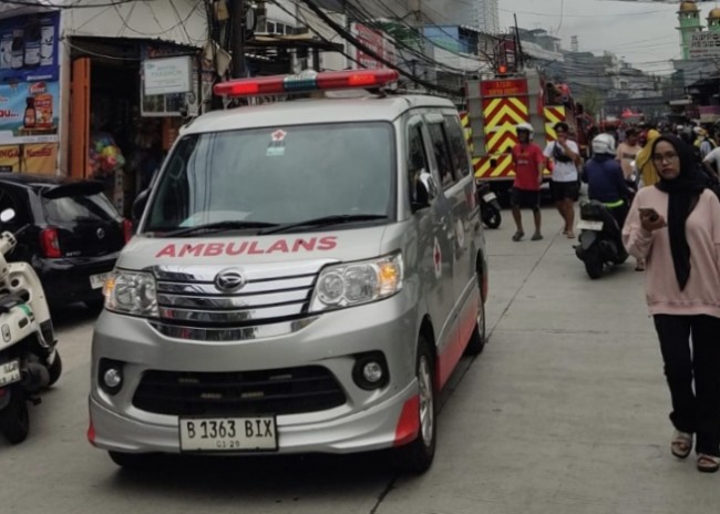 Kebakaran Gudang 3 Lantai di Jelambar Baru, Seluruh Pekerja Dilaporkan Selamat