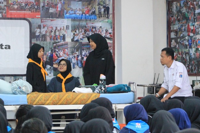 Bangun Solidaritas dan Kesiapsiagaan, PMR Jakarta Utara Ikuti Latihan Gabungan