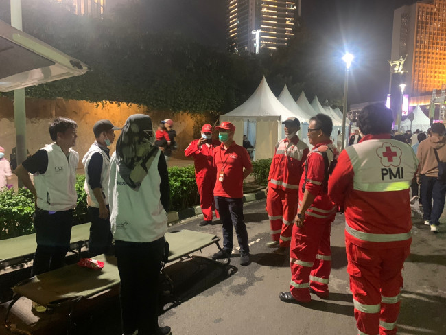 PMI DKI Jakarta Memberikan Layanan Kesehatan Menjelang Malam Pergantian Tahun Baru
