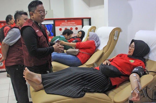 Kolaborasi PPNI bersama PMI Jakut dalam HUT ke 51 gelar Donor Darah