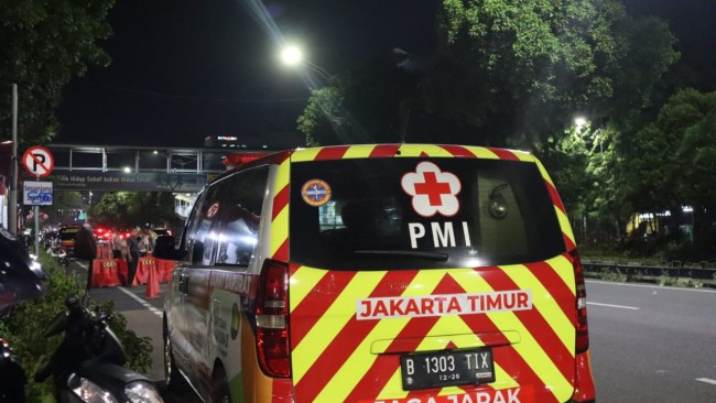 Patroli Malam Natal 2024 – Tim Ambulans PMI Jakarta Timur