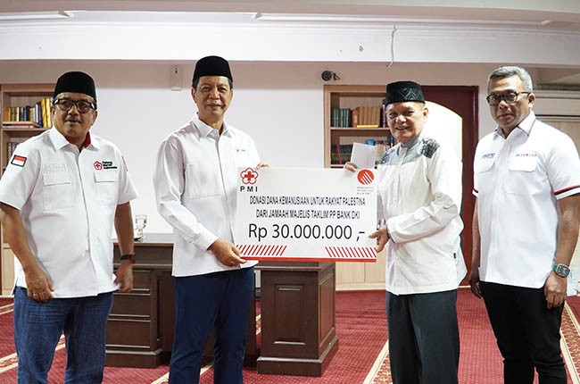 PMI DKI Jakarta Terima Donasi Kemanusiaan Dari Jemaah Majelis Taklim PP Bank DKI