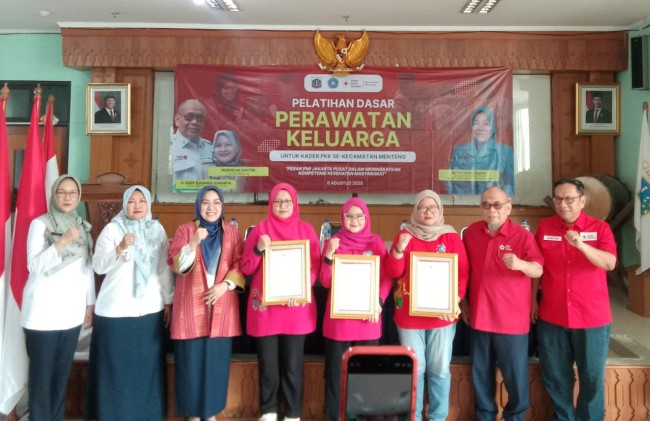 PMI Jakpus Beri Edukasi Pelatihan Perawatan Keluarga Pada Kader PKK