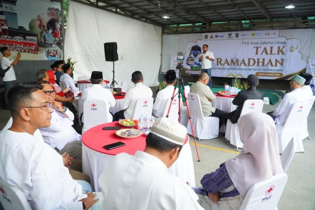 PMI Jakarta Utara Gelar Silaturahmi dan Buka Puasa Bersama, Berikan Bantuan untuk 100 Yatim dan Dhuafa