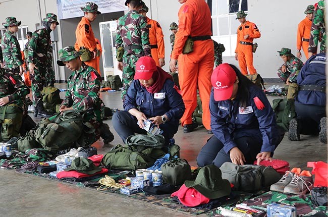 Sebanyak 9 Personel KSR PMI Jaktim Ikut Latihan Survival Dasar