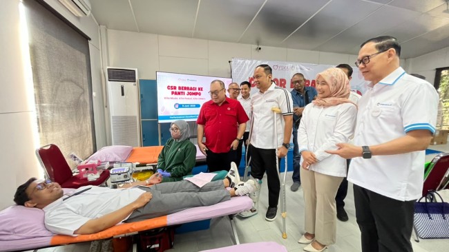 Wujudkan Kepedulian Sosial, SIMGROUP Gelar Donor Darah dan Santuni Panti Werdha